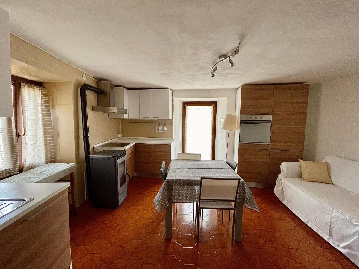 Maison Merlot Apartment Аоста Екстериор снимка